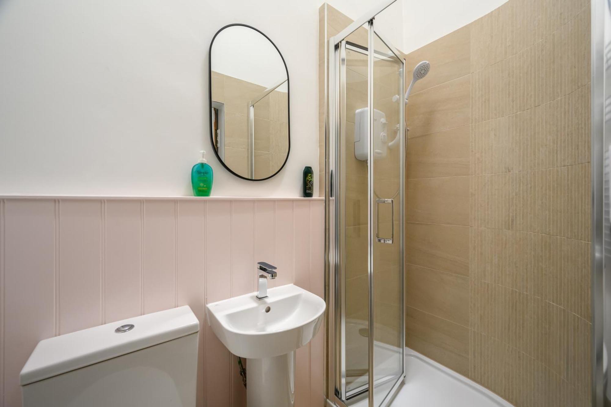 5-Br 3-Bth Newington Apartment - Modern & Spacious إدنبرة المظهر الخارجي الصورة